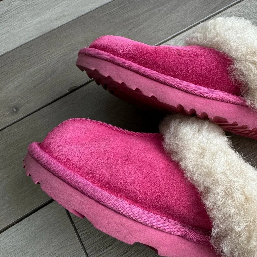 UGG soft pink
